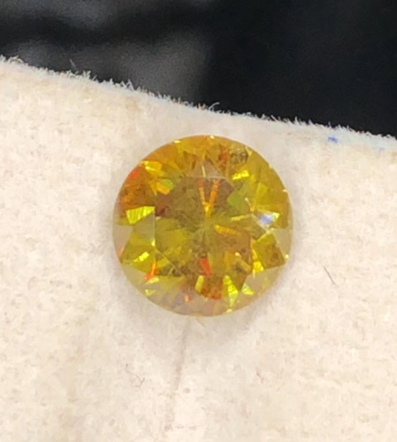 1.80 Ct Sphene- Round Cut, Vivid Fire & Dispersion- Untreated