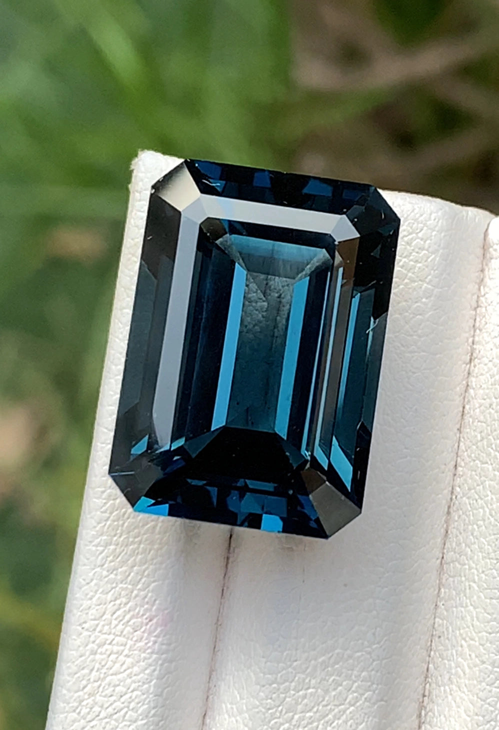 Exceptional 35.60 Ct London Blue Topaz - Deep Royal Blue Glow - Gemstone