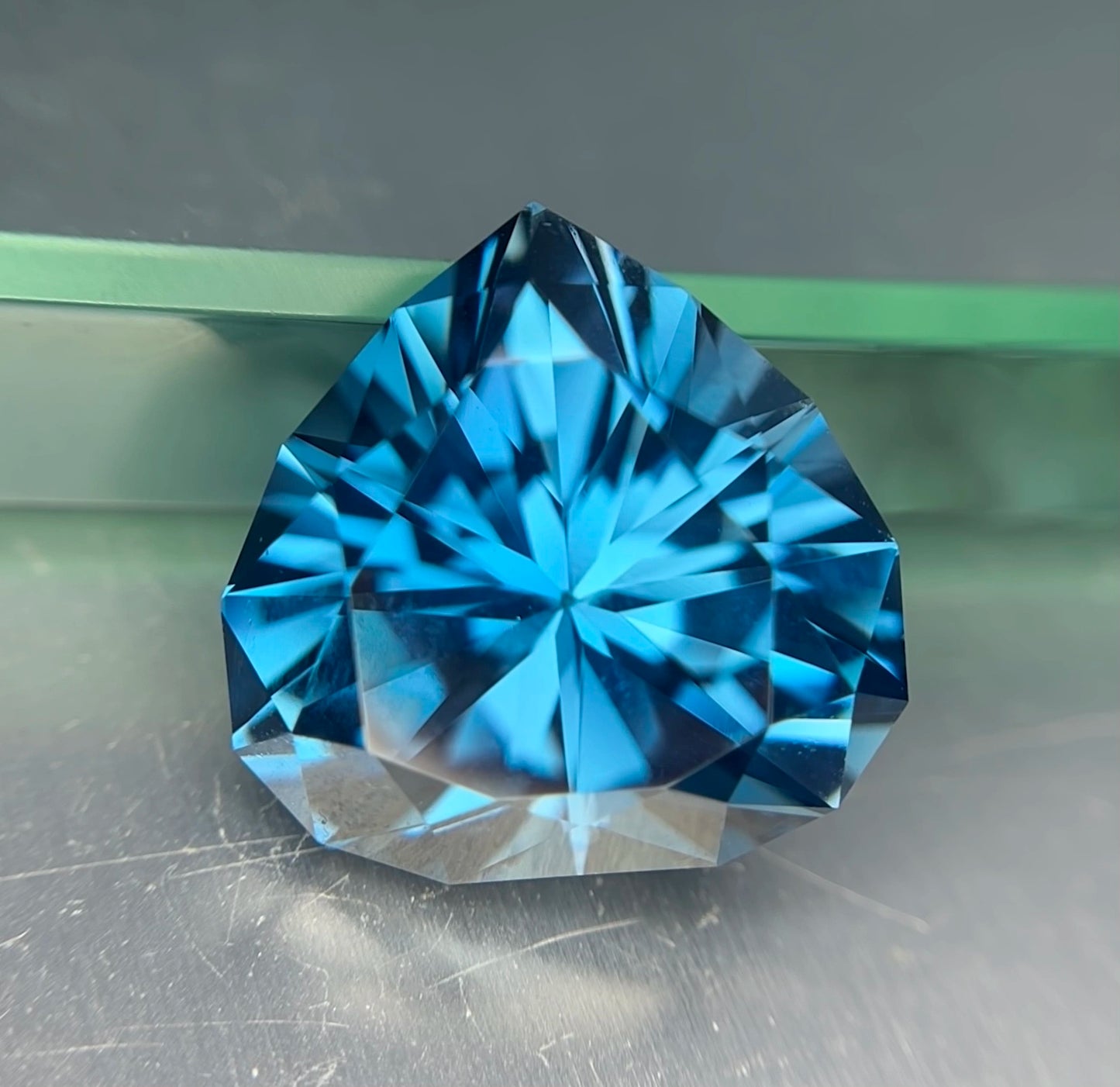 38.70 CRT Heart Shape London Blue Topaz - Gemstone