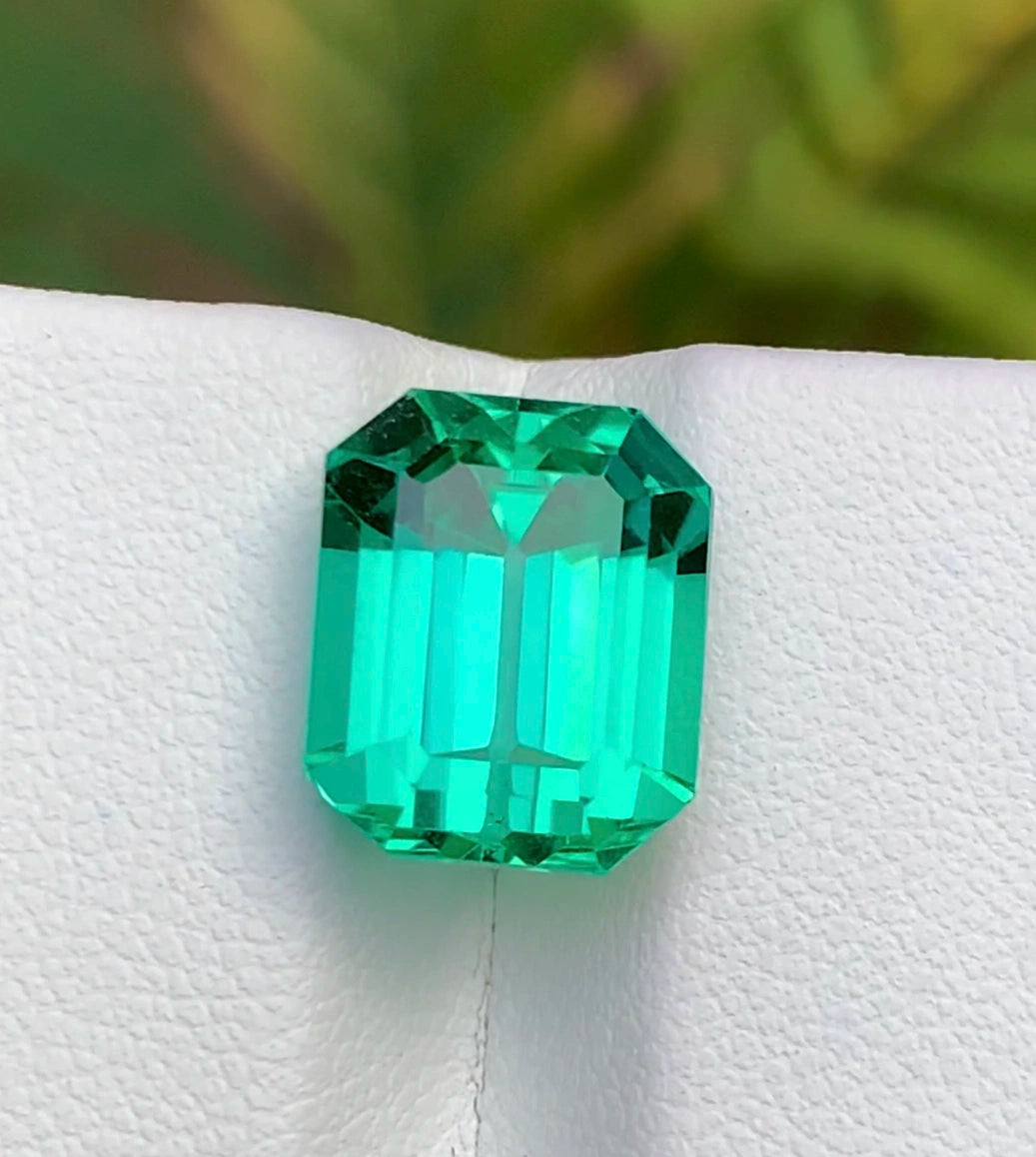 Green Spodumene 9.90 Ct Perfect Faceted Cut  Green Spodumene