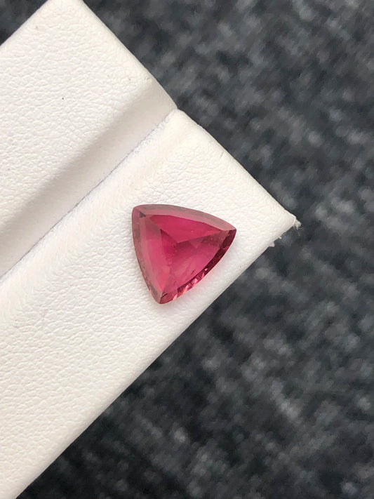 Tourmaline 4 Ct Traingle Cut Super Pink Tourmaline From Afghanistan - Gemstone