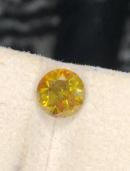 1.80 Ct  Sphene- Round Cut, Vivid Fire & Dispersion- Untreated