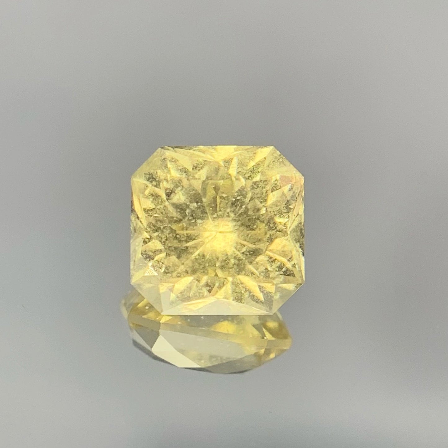 Brilliant 2.50 Ct Yellow Heliodor  Natural, Vivid Color  Untreated