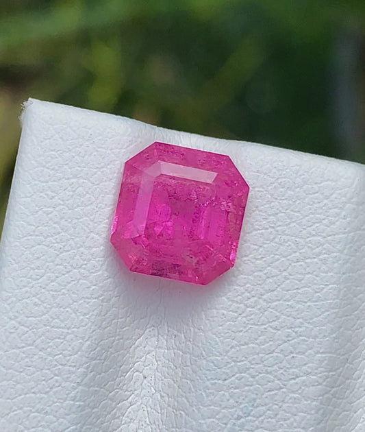 Vivid Pink Rubellite Tourmaline 2.00 Ct - Gemstone - Gemstone