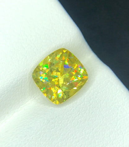 2.3 CT Rare Yellow Sphene Titanite High-Dispersion for Collectors & Jeweler