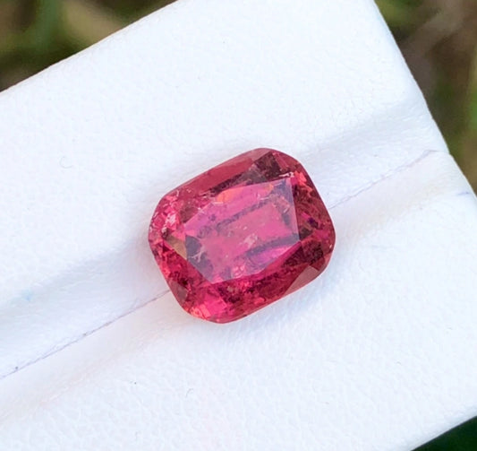 Reddish Pink Tourmaline 6 Crt Perfect Cut Reddish Pink Tourmaline - Gemstone