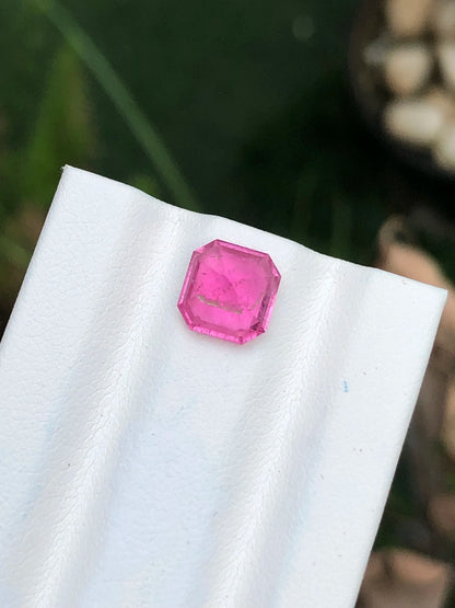 Vivid Pink Rubellite Tourmaline 2.00 Ct - Gemstone - Gemstone