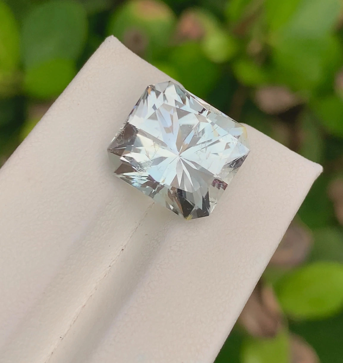 African Topaz 16.40 Ct Perfect Faceted Cut Stunning Topas Africa - Gemstone