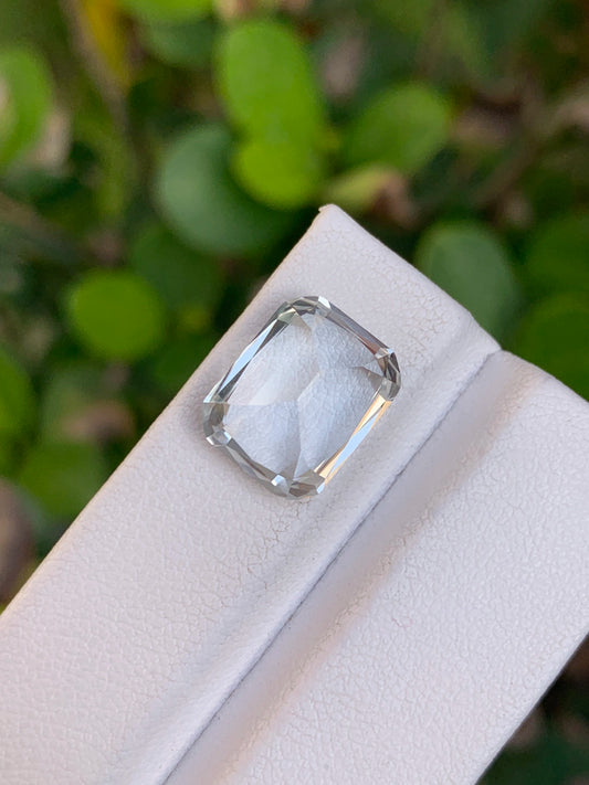 9.50 Crt Brilliant African Topaz - Cushion Cut, Untreated Gem - Gemstone