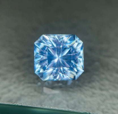 Swiss Blue Topaz 10 Ct Precision Cut Beautiful Lustrous Swiss Topaz - Gemstone