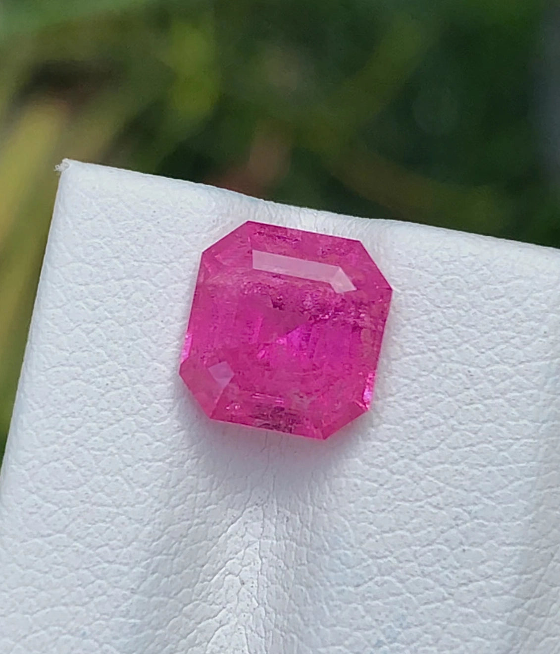 Vivid Pink Rubellite Tourmaline 2.00 Ct - Gemstone - Gemstone