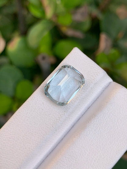 7.60 Crt African white Topaz Cushion Cut, Vibrant & Bright - Gemstone