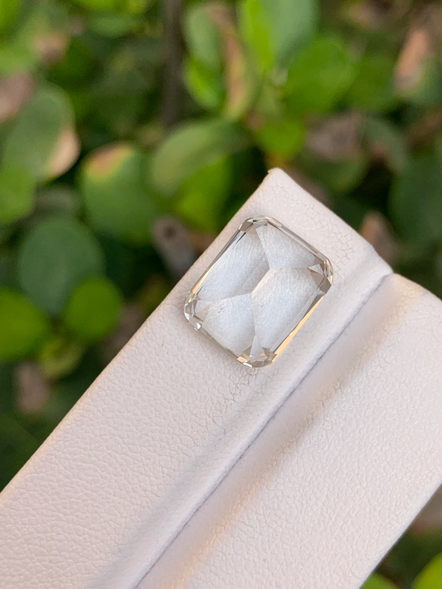 13.50 Crt African white Topaz Cushion Cut, Vibrant & Bright - Gemstone