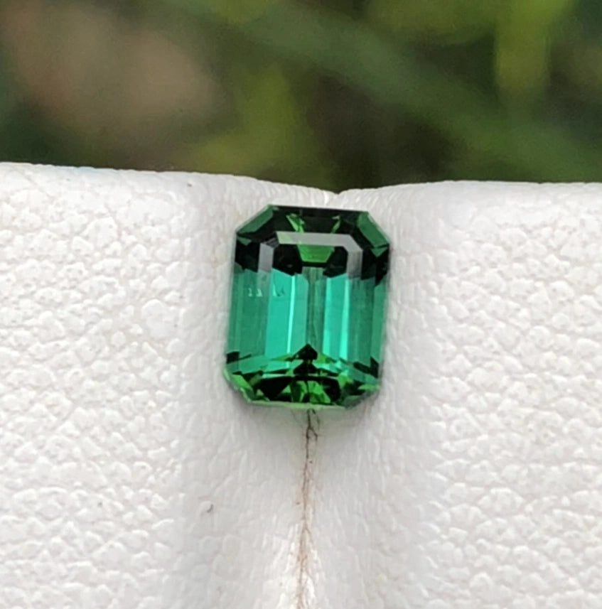 1.05 Ct Tourmaline - & Untreated Sparkling Gem - Gemstone