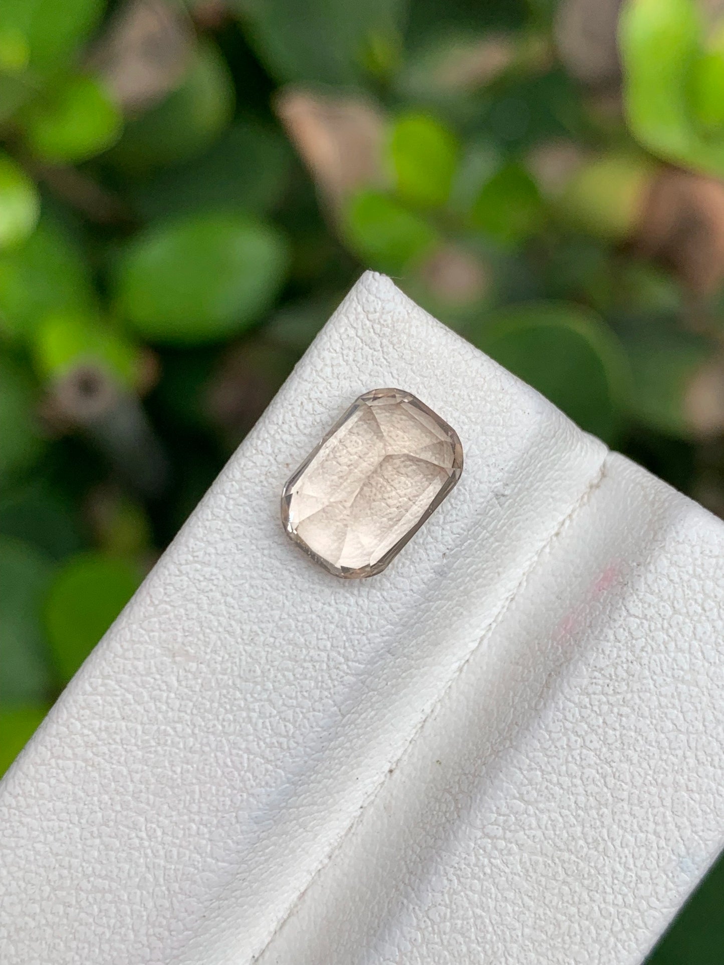 Skardu Topaz 3.60 Ct Perfect Faceted Cut Skardu Topaz - Gemstone