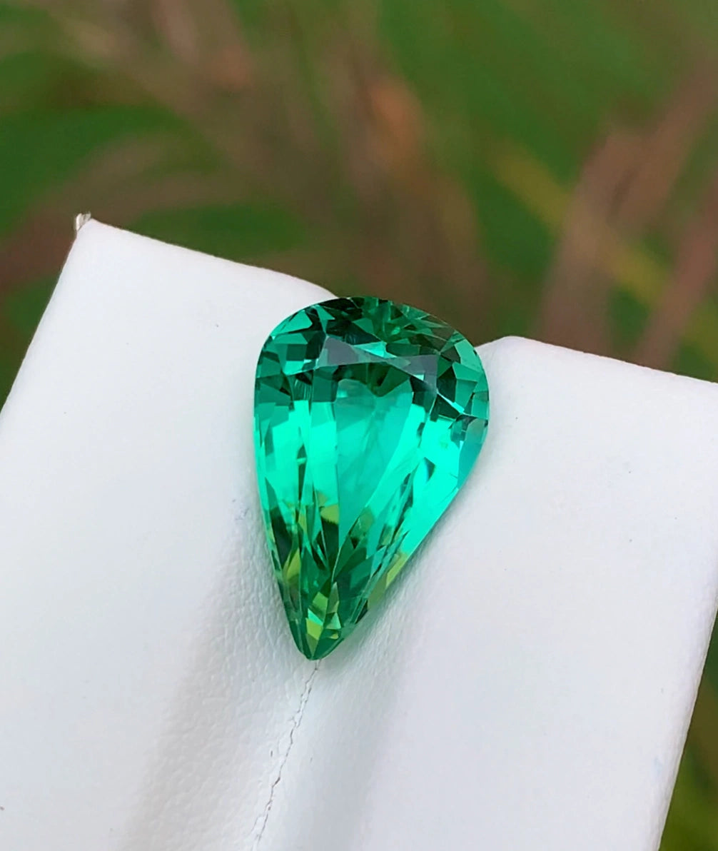 Green Spodumene 9.80 Ct Perfect Faceted Cut  Green Spodumene