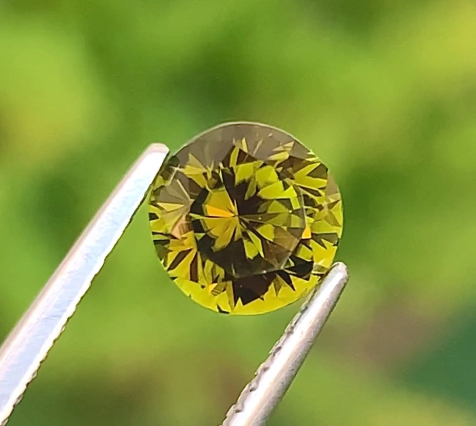 Tourmaline 1.20 Ct Round Shape Olive Green Tourmaline Afghanistan - Gemstone