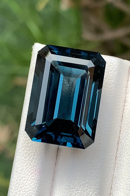 Exceptional 35.60 Ct London Blue Topaz - Deep Royal Blue Glow - Gemstone