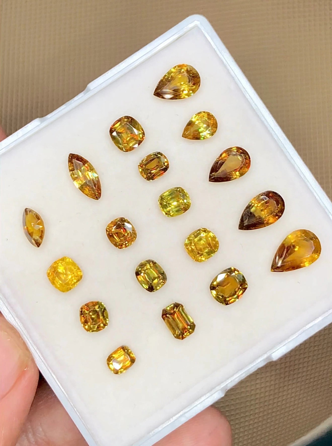 Sphene Lot 14.20 Ct Faceted Cut  Fire Sparkling Yellow Sphenes Lot