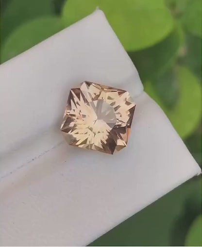 Topaz 8.30 Ct Precision Cut Brown Sparkly Skardu Topaz - Gemstone