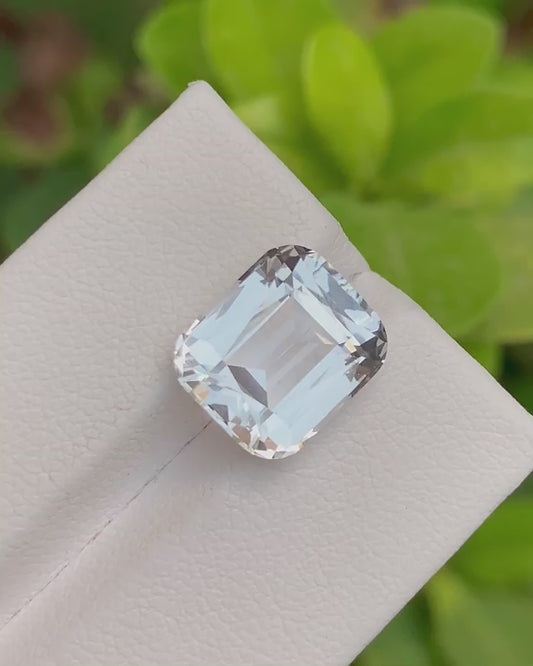 8.20 Crt Brilliant African Topaz , Long Cushion Cut, Untreated Gem - Gemstone