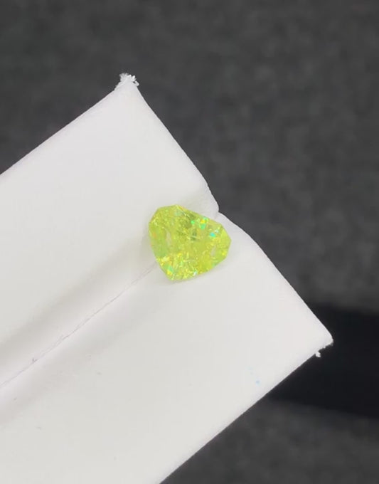 Sphene 1.80 Ct Heart Shape Sensational  Sparkly Green Sphene Africa