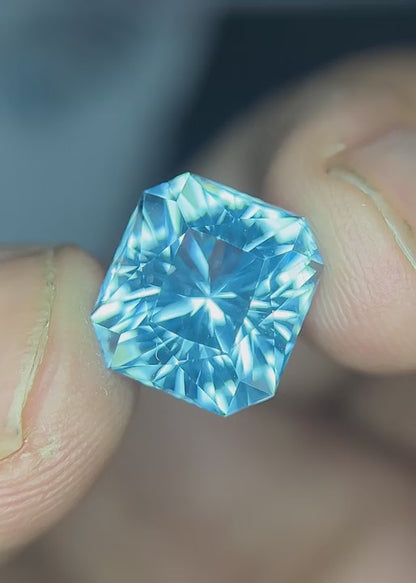 Swiss Blue Topaz 10 Ct Precision Cut Beautiful Lustrous Swiss Topaz - Gemstone