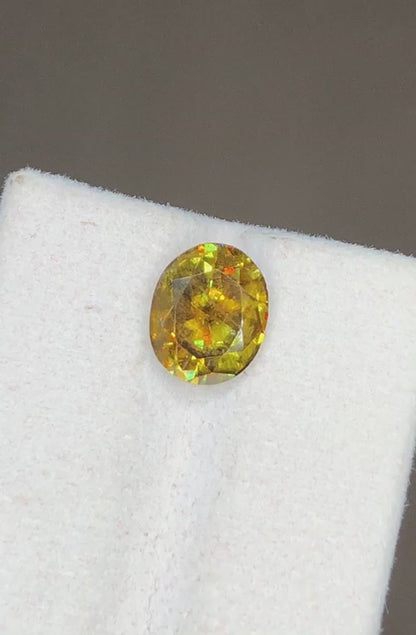 Yellow Sphene 3.10 Ct Fancy Oval Shape  Fire Flashes Sphene FROM PAK