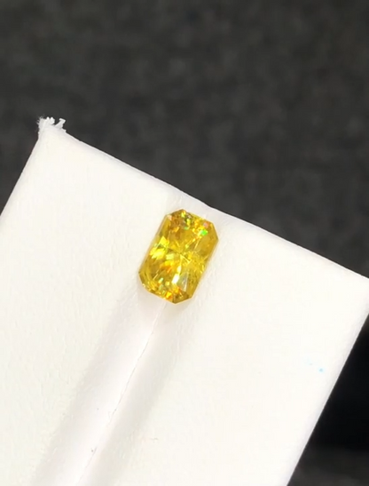 SPHENE 1.50 Ct Precision Cut Beautiful  Fire Sparkling Sphene Africa